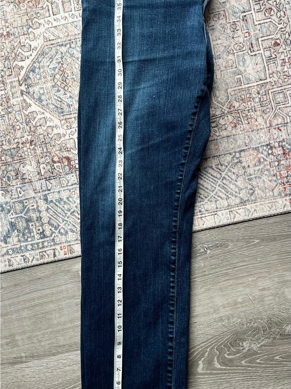 Ag Adriano Goldschmied Men's tailored leg Jeans in Dark Blue Wash